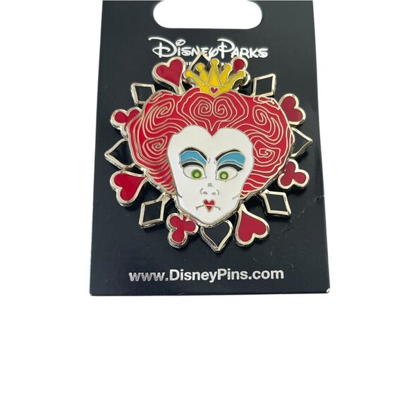 Shanghai Disney Alice Through the Looking Glass Red Queen of Hearts Spinner Pin - Picture 3 of 3